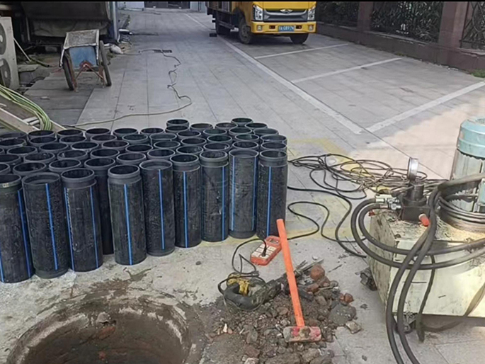 从化PE置换管厂家 DN315置换管 非开挖管短管置换